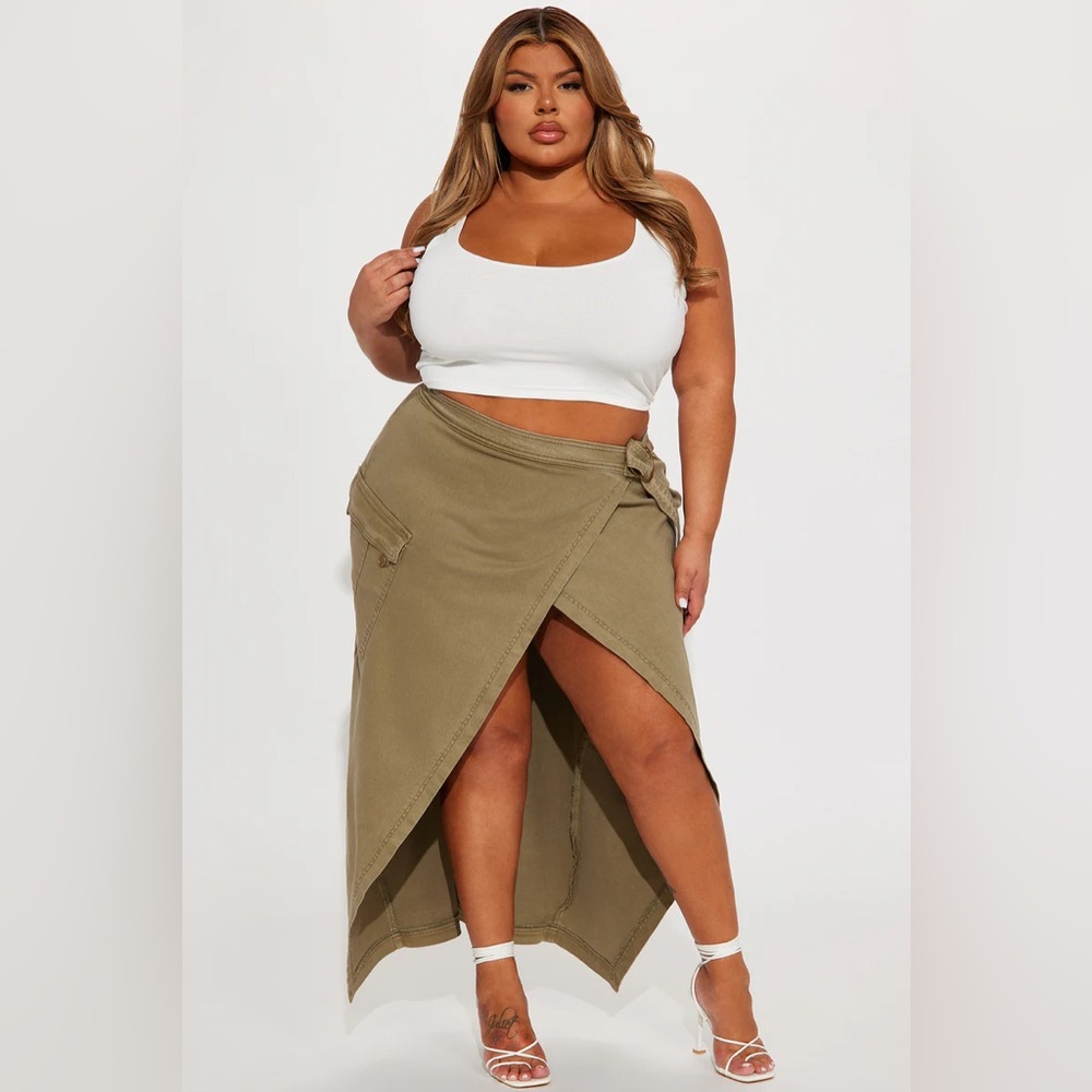 Wrap Maxi Skirt 💚